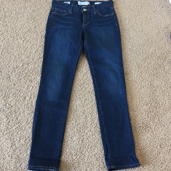 Lucky Brand Sweet Straight Jean - Picture 4 of 6